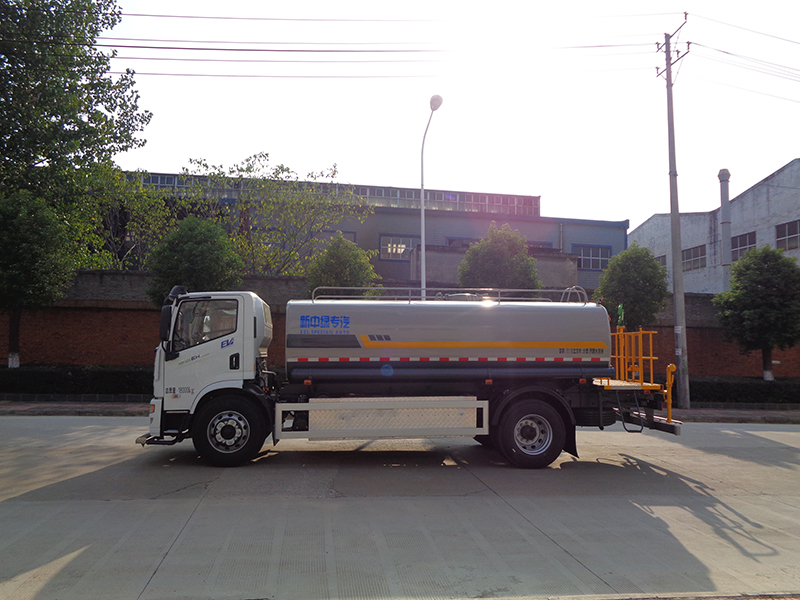 XZL5180GQXBEV型純電動(dòng)清洗車