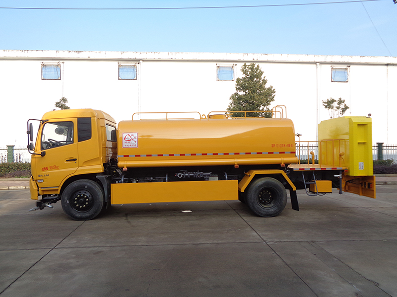 XZL5182GQX6型清洗車(chē)