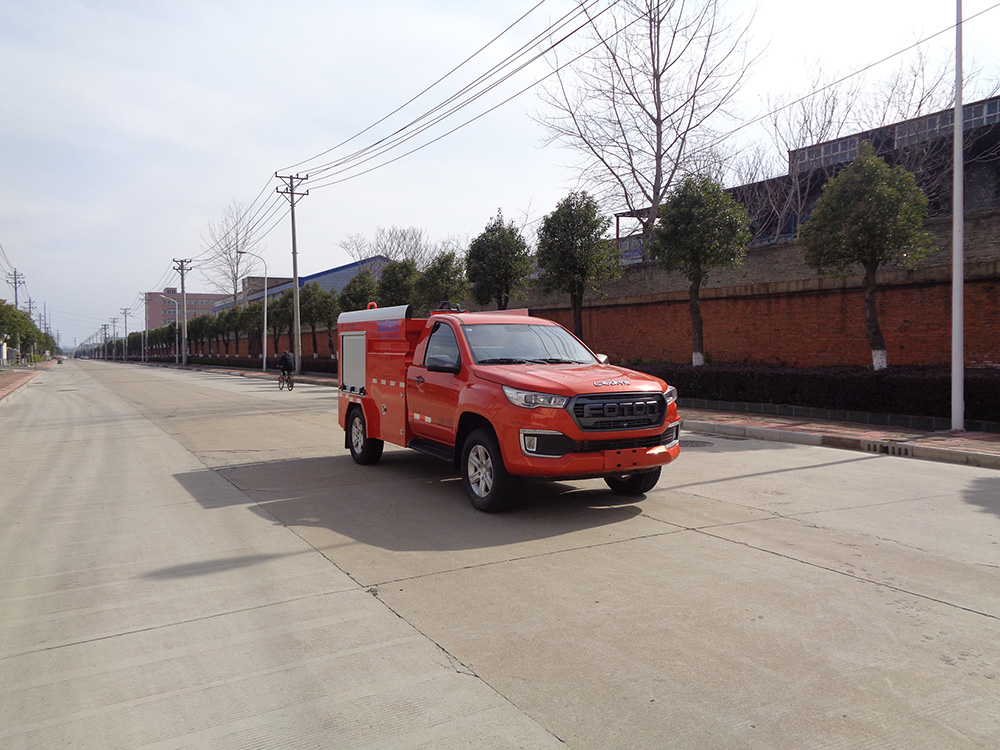 XZL5037GSS6型灑水車