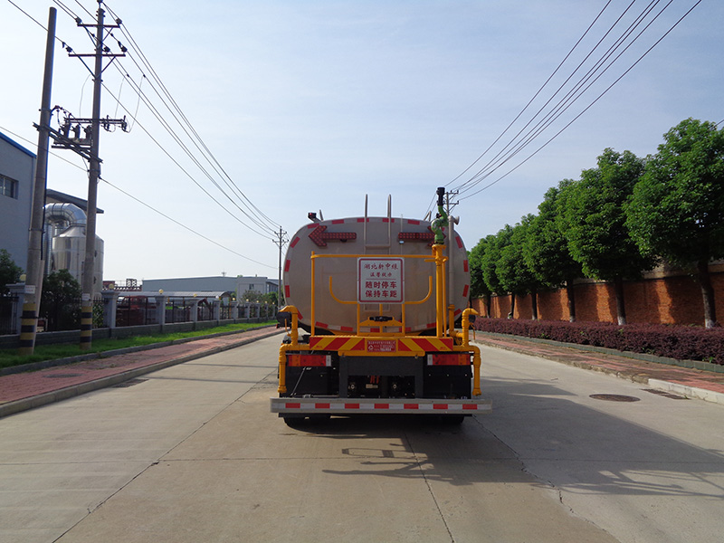 XZL5183GQXBEV型純電動(dòng)清洗車