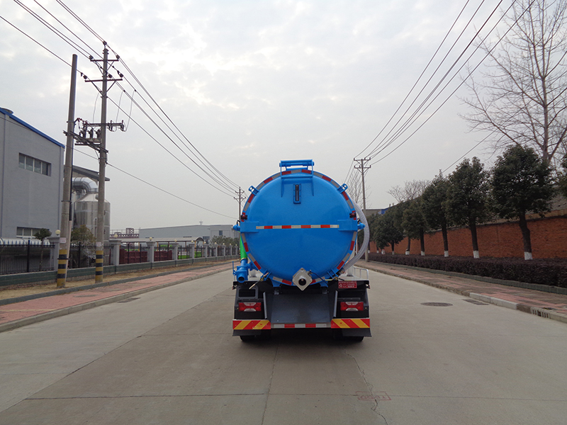 XZL5125GXWBEV型純電動吸污車